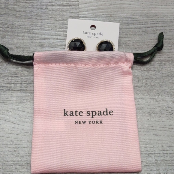 ♠️Kate Spade cubic zirconia she has spark earrings Black Faux Diamond round New - Picture 7 of 11